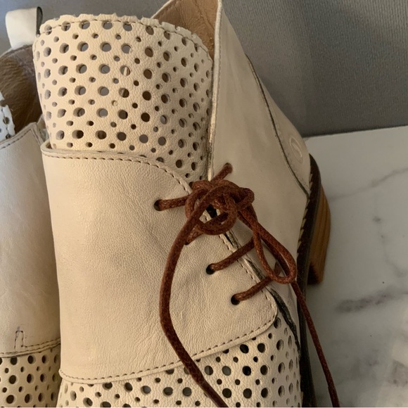 Casta Ravva Cream Mesh Leather Light Weight Size 38 - Picture 6 of 11